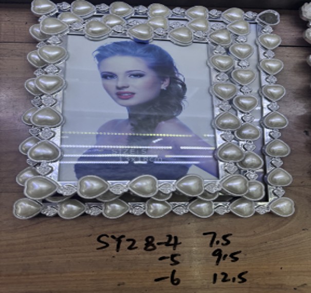 PHOTO FRAME 
