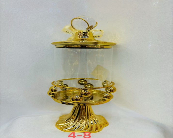 علبة طعام