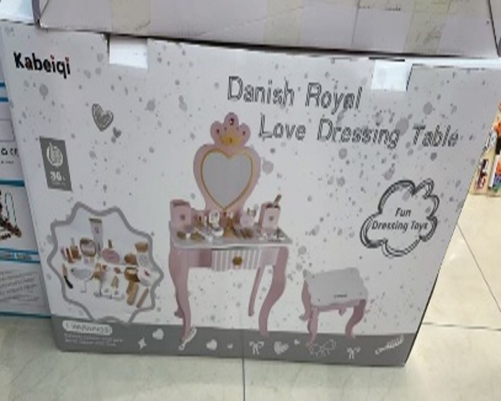 Dressing table
