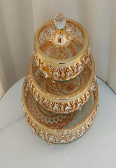 علبة طعام