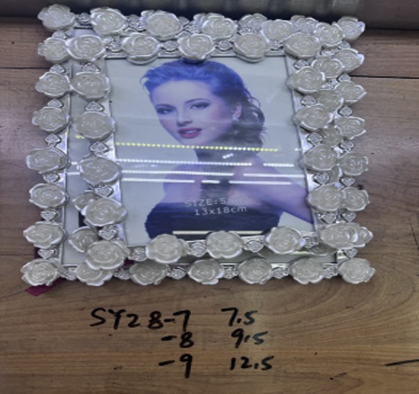 PHOTO FRAME 