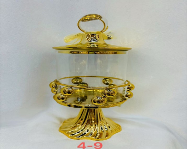 علبة طعام